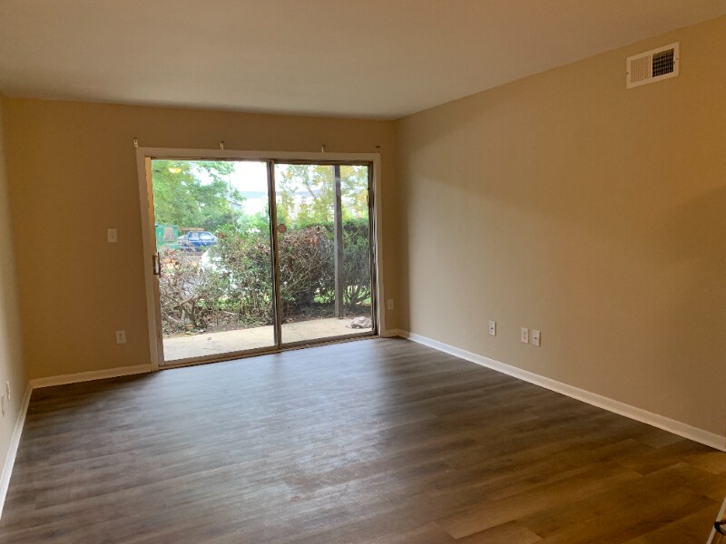 201 Orchard Trace Ln in Charlotte, NC - Foto de edificio