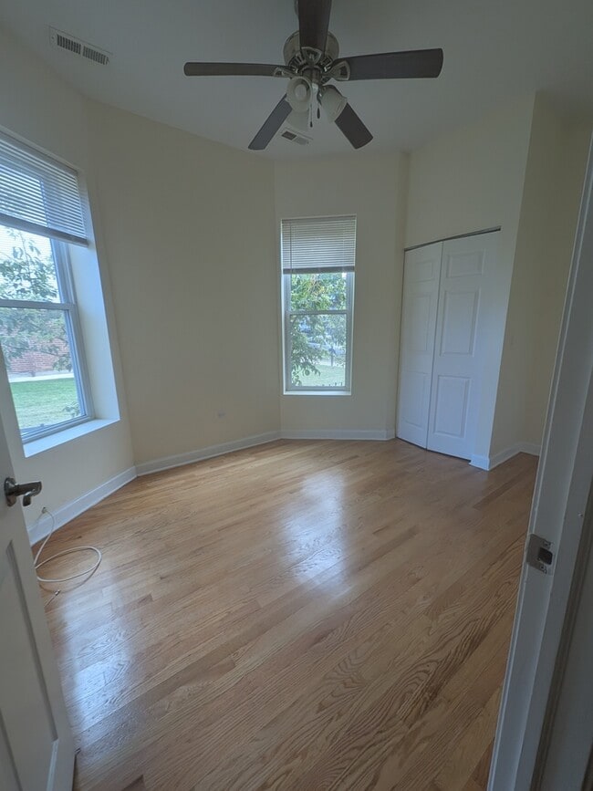 property at 5031 S Hermitage Ave