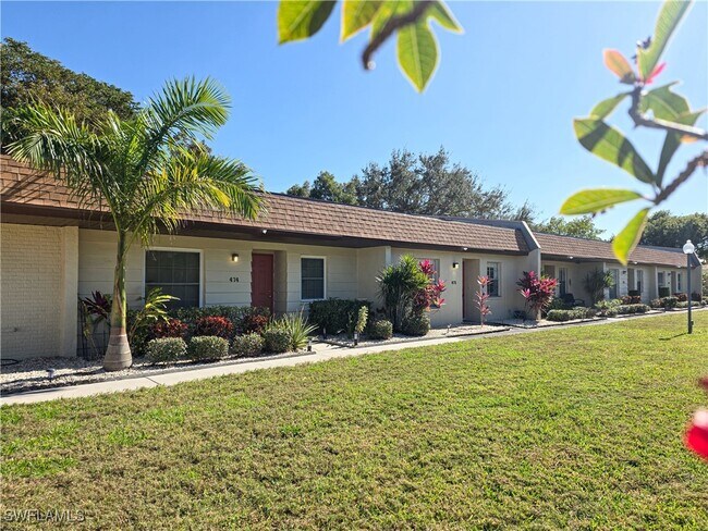 6300 South Pointe Blvd in Ft. Myers, FL - Building Photo - Building Photo