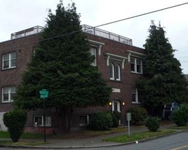 Parker Place Apartments in Seattle, WA - Building Photo - Building Photo