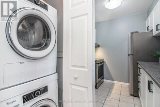 212-212 Viewmount Dr in Ottawa, ON - Building Photo - Building Photo
