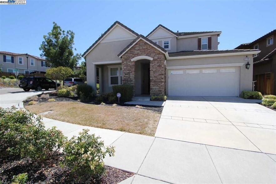 5199 Salerno Dr in Dublin, CA - Building Photo