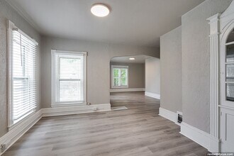 1017 Nebraska St in Oshkosh, WI - Building Photo - Building Photo