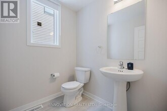 105 Tonic Cres in Ottawa, ON - Building Photo - Building Photo