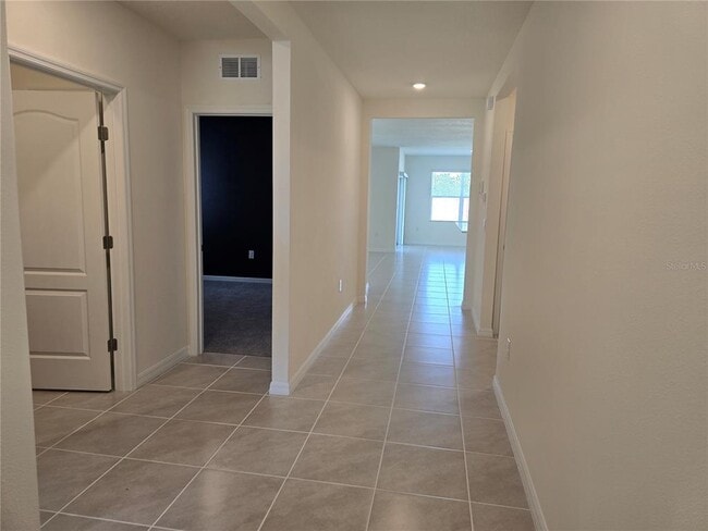 5002 Foxglove Cir in Lakeland, FL - Building Photo - Building Photo