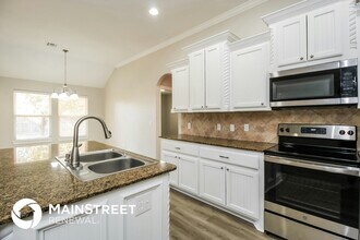 2409 NW 152nd St in Edmond, OK - Foto de edificio - Building Photo