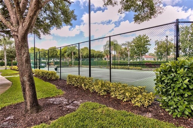 1190 Reserve Way in Naples, FL - Building Photo - Building Photo