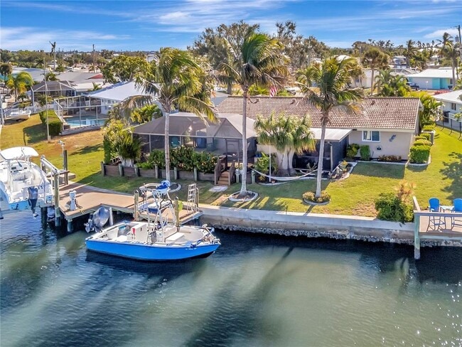 10432 Sandpiper Rd W in Bradenton, FL - Building Photo - Building Photo