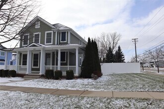 50595 Coolidge St in Canton, MI - Foto de edificio - Building Photo