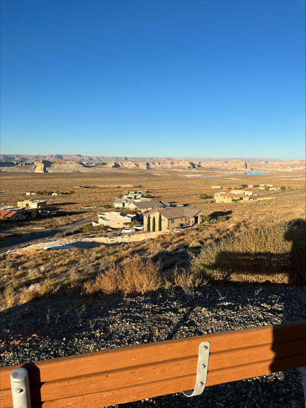 1180 Tower Butte Rd in Page, AZ - Foto de edificio - Building Photo