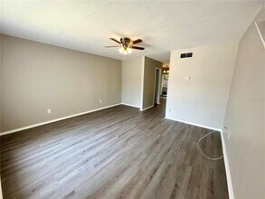 2019 Whitby Dr in Orlando, FL - Building Photo - Building Photo