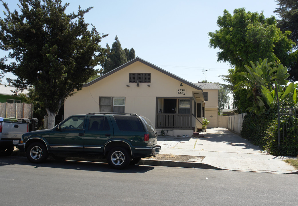 1236 TAMARIND AV in Los Angeles, CA - Building Photo