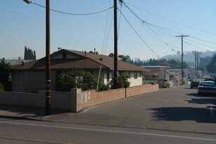 3221 Bancroft Dr in Spring Valley, CA - Building Photo
