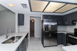 1207 W Topeka Dr in Phoenix, AZ - Building Photo - Building Photo