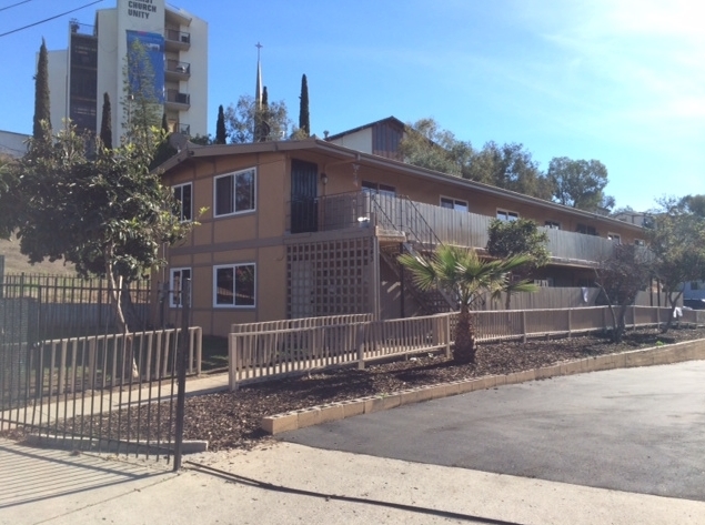 5035-5043 Wightman St in San Diego, CA - Building Photo