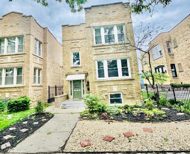 4124 W Barry Ave, Unit 1