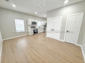 6534 Myrtle St in Houston, TX - Building Photo - Building Photo