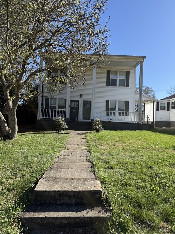 property at 1014 E 1st St