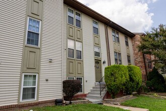 917 Branch Dr in Herndon, VA - Building Photo - Building Photo