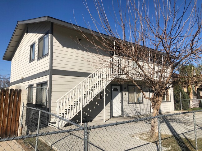 1730 Orange St in Bakersfield, CA - Building Photo - Building Photo