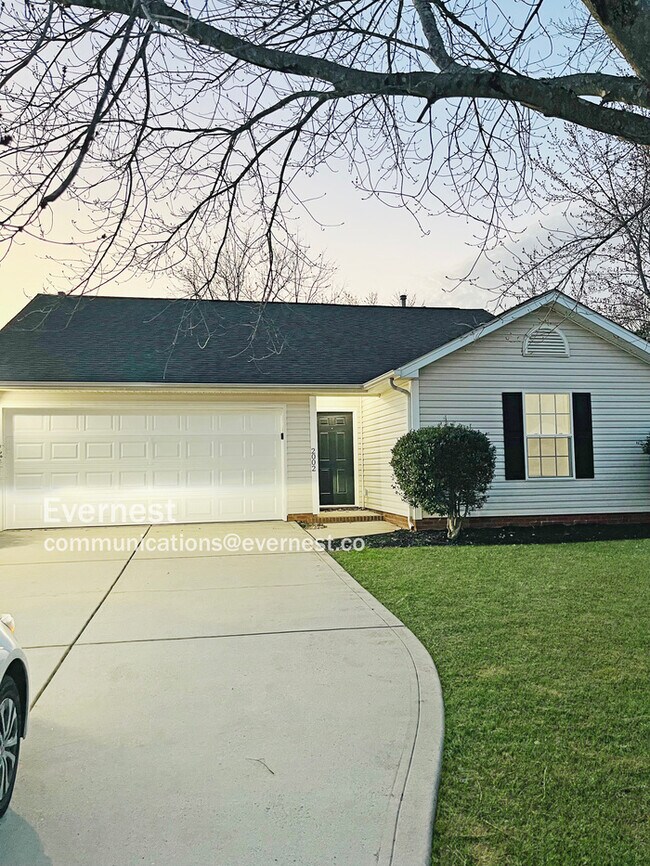 property at 2002 Pleasant Dale Dr