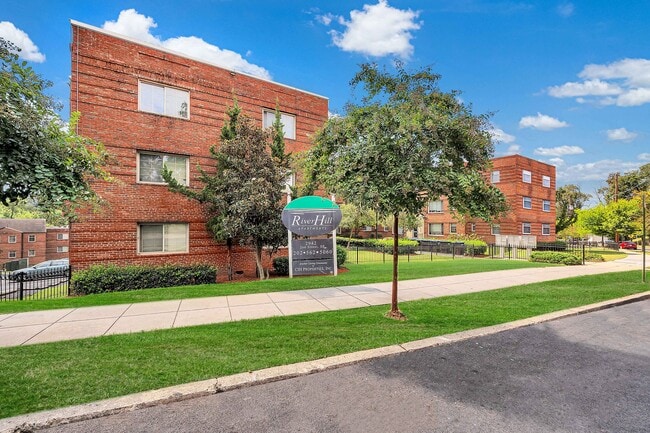 River Hill Apartments in Washington, DC - Building Photo - Building Photo