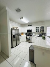 17711 NW 88th Ave in Hialeah, FL - Building Photo - Building Photo