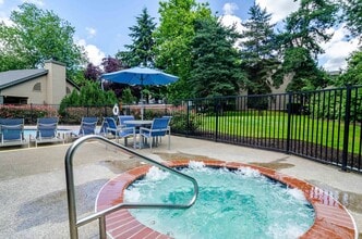 Landmark at Tanasbourne in Hillsboro, OR - Building Photo - Building Photo