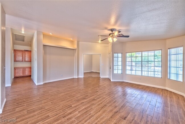 132 Lemongold St in Henderson, NV - Building Photo - Building Photo