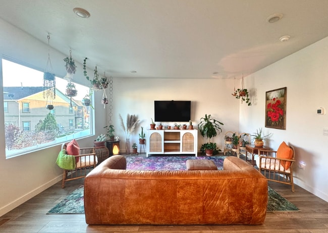 3923 W Rock Is Ave in Lehi, UT - Building Photo - Building Photo