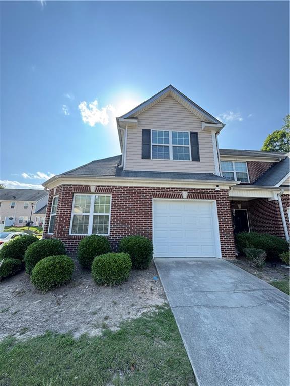 property at 2555 Flat Shoals Rd