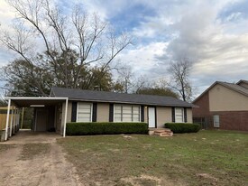 14757 County Rd 1125 in Tyler, TX - Building Photo
