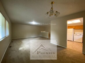 6815 Harding St in Colorado Springs, CO - Building Photo - Building Photo