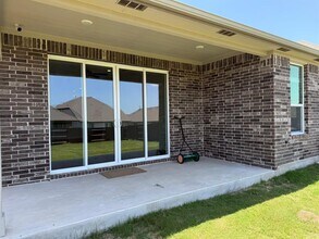2037 Saddlery St in Leander, TX - Building Photo - Building Photo