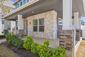 7900 Sutcliffe Dr in Austin, TX - Building Photo - Building Photo