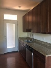 1531 W Hollywood Ave in Chicago, IL - Building Photo - Building Photo