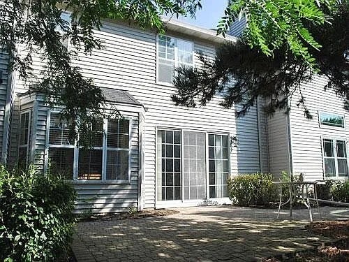236 E Theodore Ln in Itasca, IL - Building Photo - Building Photo