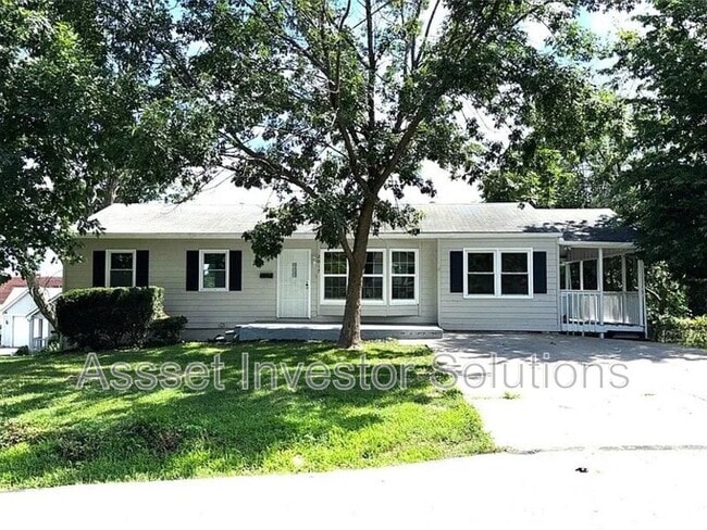 property at 2017 E 83rd Terrace