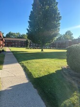 River Landing Apartments in Muncie, IN - Foto de edificio - Building Photo