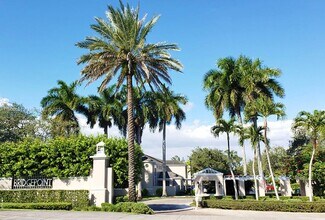 6950 SW 55th Terrace E in Miami, FL - Building Photo - Building Photo