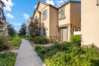 2009 Montauban Pl in Roseville, CA - Foto de edificio - Building Photo