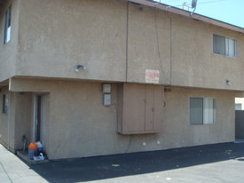 11301 Hatteras St in North Hollywood, CA - Foto de edificio - Building Photo