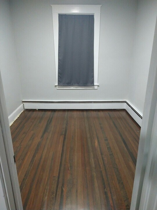 124 Tremont St in New Britain, CT - Building Photo