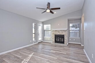 12934 Modena Trail, Unit 1192 in Austin, TX - Building Photo - Building Photo