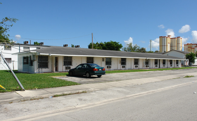 Bowery Evans Apartments in Miami, FL - Building Photo - Building Photo