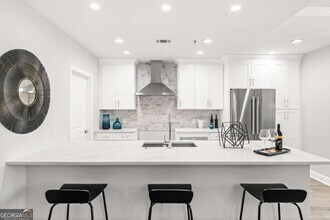270 17th St NW in Atlanta, GA - Building Photo - Building Photo