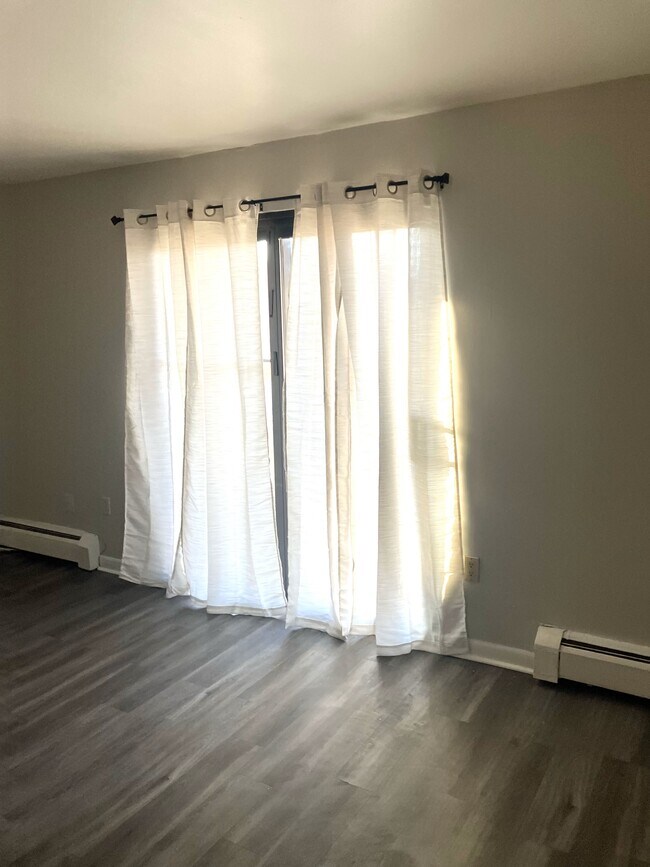 104 Riverdale Dr in Syracuse, NY - Building Photo - Building Photo