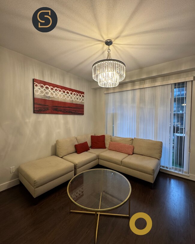 7428 Byrnepark Walk in Burnaby, BC - Building Photo - Building Photo