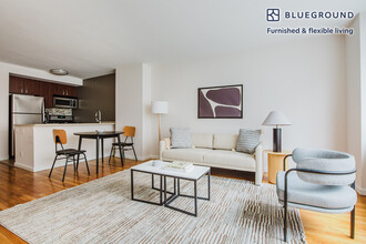 120 W 21st St, Unit FL7-ID1632 in New York, NY - Foto de edificio - Building Photo