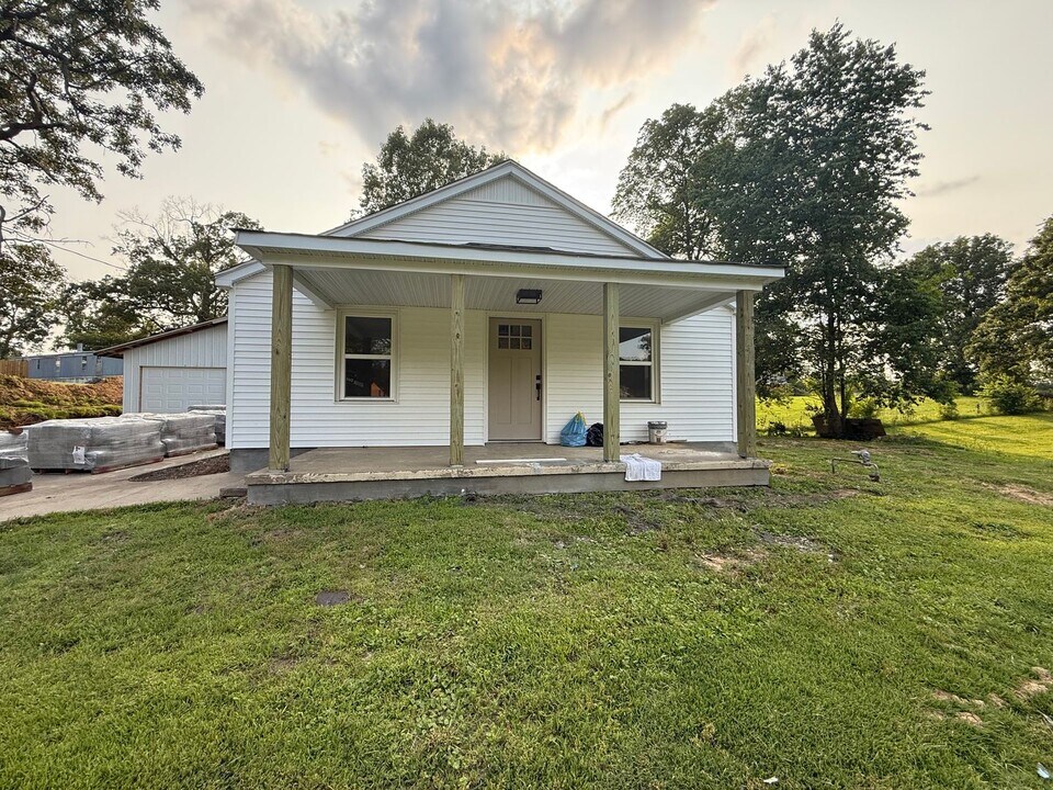600 Boone Rd in Benton, KY - Building Photo